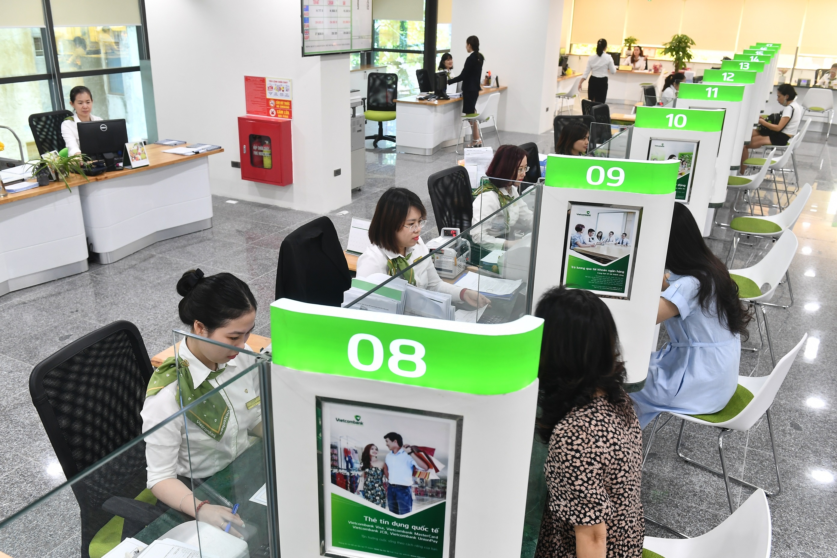 Vietcombank bat ngo giam lai suat cho vay hinh anh