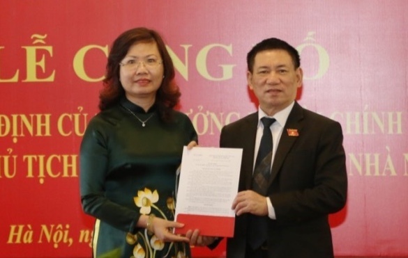 Uy ban Chung khoan co chu tich moi hinh anh