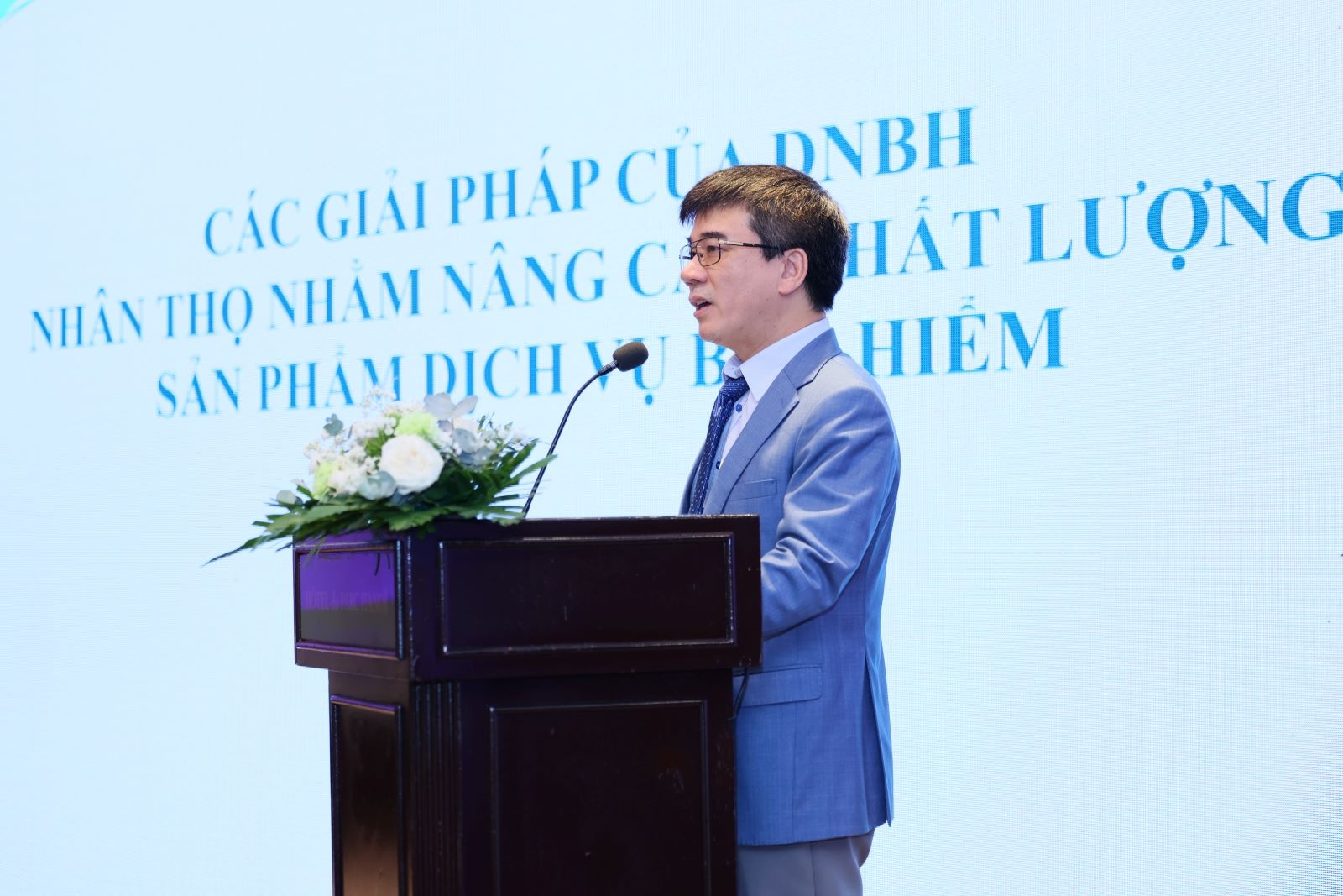 Lanh dao IAV: 'Bao hiem nhan tho da qua giai doan kho khan nhat' hinh anh