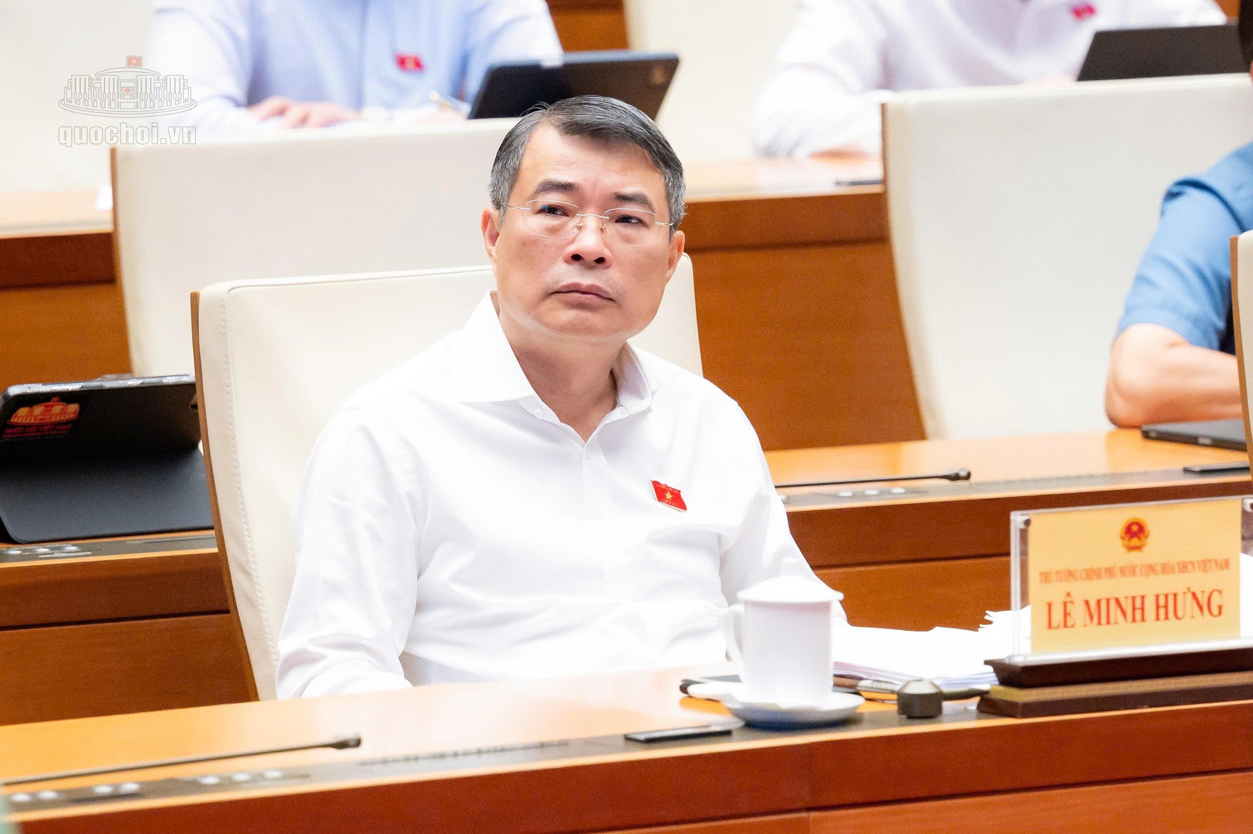 thống đốc nhnn ảnh 1