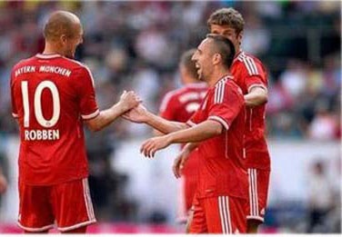 Bayern Munich khoi dau hoan hao tai Bundesliga hinh anh