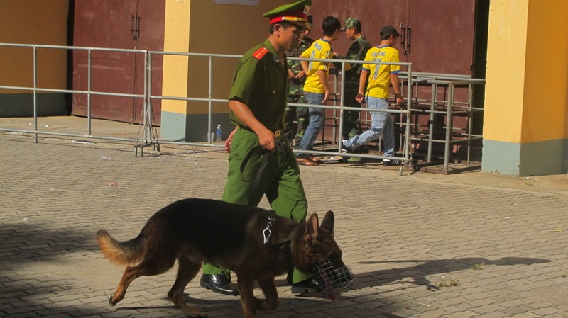 Huy dong ca cho nghiep vu bao ve san Vinh hinh anh