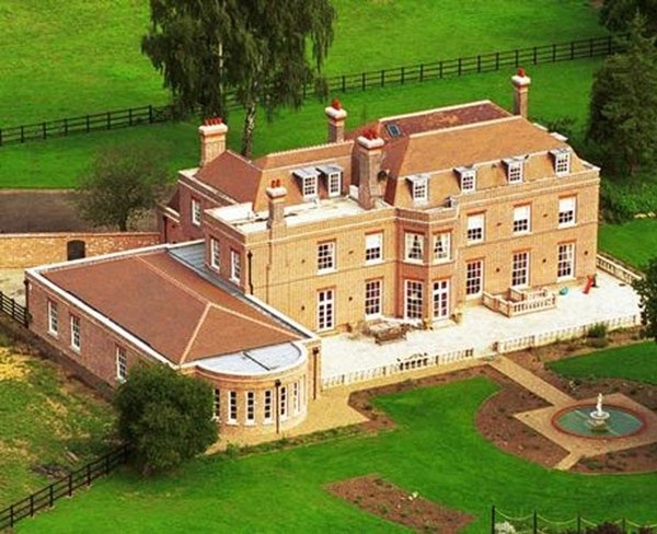 Chiêm ngưỡng những căn biệt thự xa hoa của vợ chồng Beckham 6 Chiêm ngưỡng những căn biệt thự xa hoa của vợ chồng Beckham 6