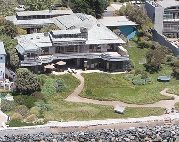 Chiêm ngưỡng những căn biệt thự xa hoa của vợ chồng Beckham 12 Chiêm ngưỡng những căn biệt thự xa hoa của vợ chồng Beckham 12