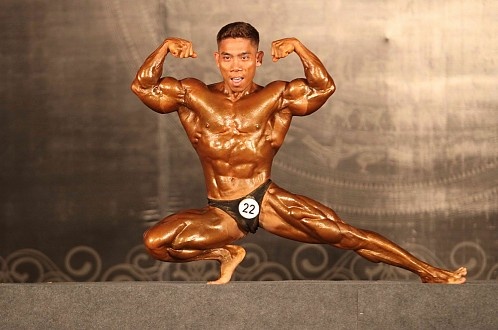 Pham Van Mach pha vo ky luc the hinh Viet Nam hinh anh