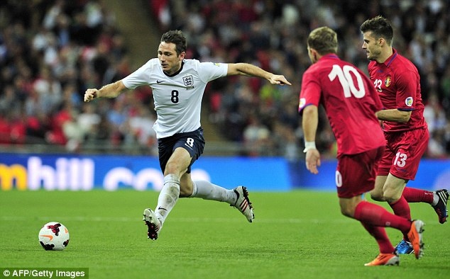 Frank Lampard buoc vao ngoi den huyen thoai hinh anh