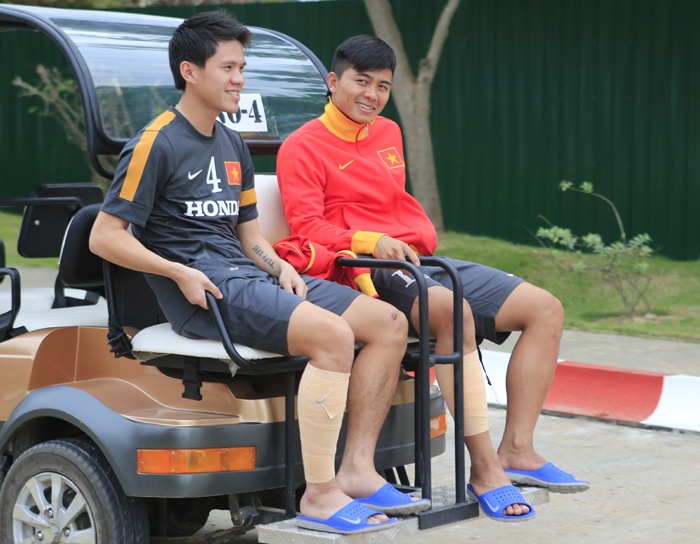 Cac cau thu U23 VN lac quan truoc tran gap Lao hinh anh