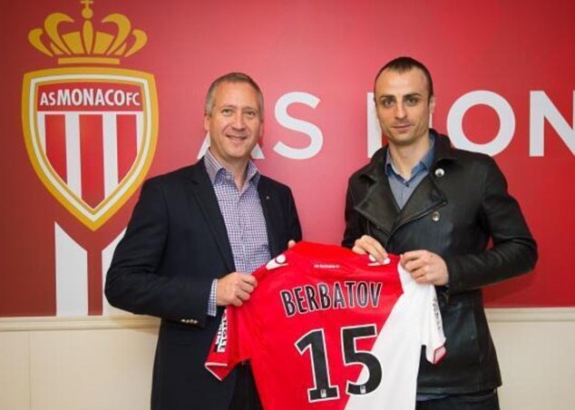 Berbatov gia nhap ‘ga nha giau’ Monaco hinh anh