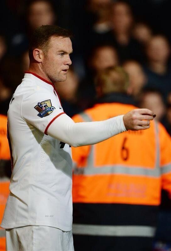 Pha bat volley rat nhanh thanh ban cua Rooney hinh anh