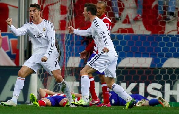 Atletico 2-2 Real: Ronaldo cuu doi quan Hoang gia hinh anh