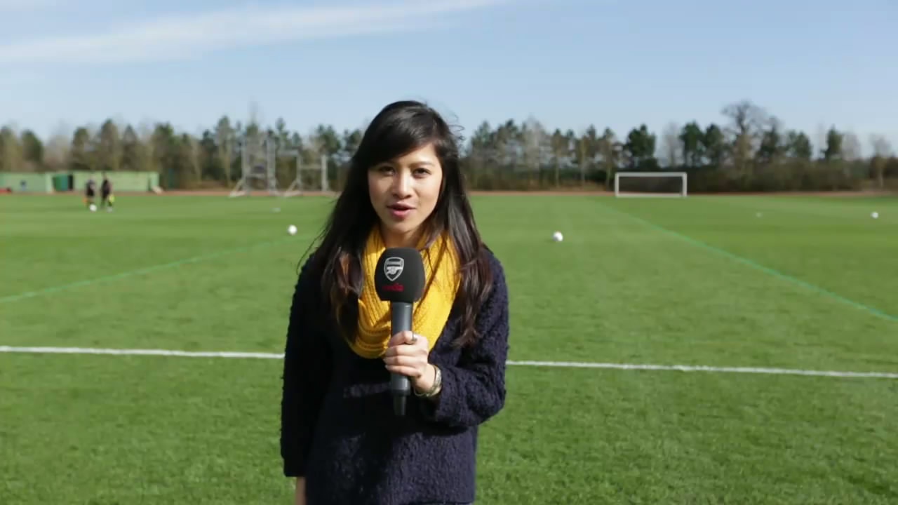 Arsenal lam clip ve U19 Viet Nam hinh anh