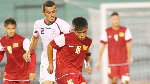 Ngoi sao mot thoi cua U19 VN cuu van su nghiep o Kon Tum hinh anh