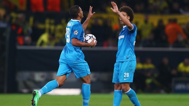 Dortmund 1-2 Zenit: Thang va bi loai hinh anh