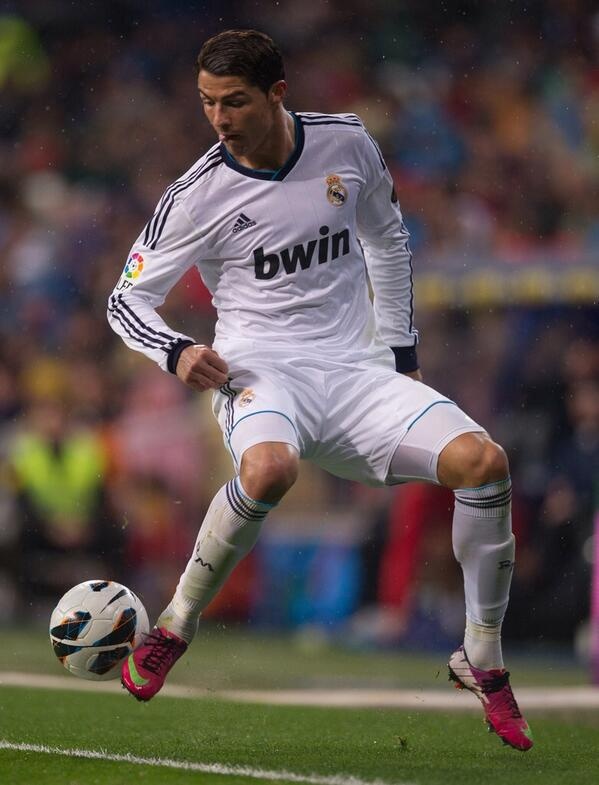 Ronaldo mo ty so hinh anh