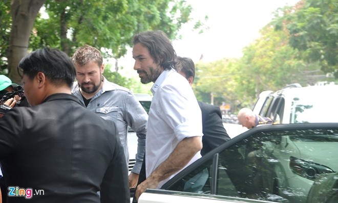 Nguoi ham mo Ha Noi cuong nhiet chao don Pires hinh anh