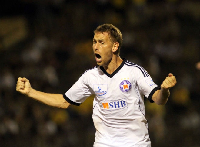 Nhưng việc trọng tài không công nhận bàn thắng và sau đó Matias cân bằng tỷ số ở phút 88 khiến SLNA đánh rơi chiến thắng.