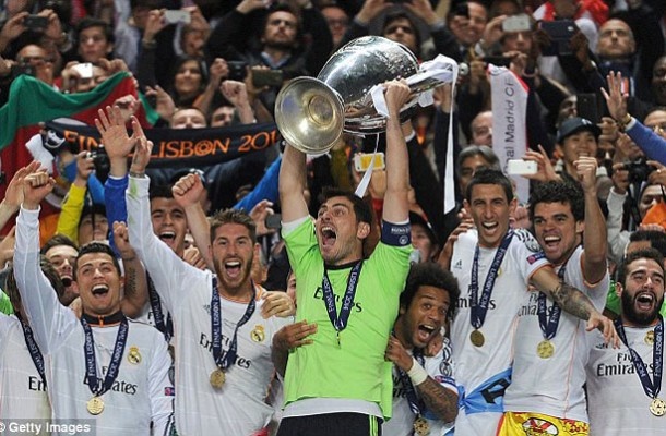 Ngoi vo dich cua Real - phan thuong cho nguoi qua cam hinh anh