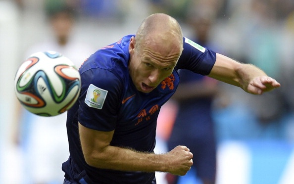 Ban thang cua Robben hinh anh