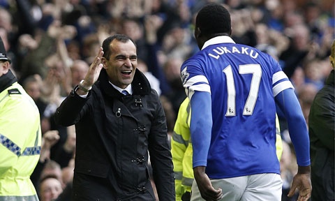  4. Everton vs Porto (Sân Goodison Park ngày 3/8) So với mùa giải trước, Everton chưa có sự tăng cường nào, thậm chí họ còn mất đi chân sút xuất sắc Romelu Lukaku do hết hạn cho mượn. Với bộ khung từng làm nên bất ngờ, HLV Roberto Martinez biết phải làm thế nào để chống lại ông lớn của bóng đá Bồ Đào Nha. Về phía Porto, đội bóng mới trải qua 1 mùa giải thất bại, không những thế họ còn mất tiền vệ chủ lực Fernando cho Man City. Với lực lượng không quá chênh lệch nhau, đây sẽ là một cặp đấu rất cân tài cân sức.