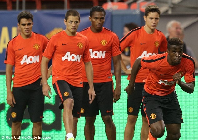 Cau thu M.U choang truoc yeu cau cua Van Gaal hinh anh