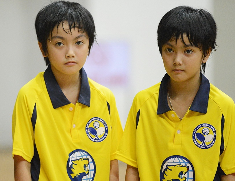 Chi em sinh doi noi bat o CLB bong ban Ha Noi T&T hinh anh