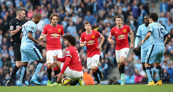 Binh luan giua tran Super Sunday Man City - M.U hinh anh