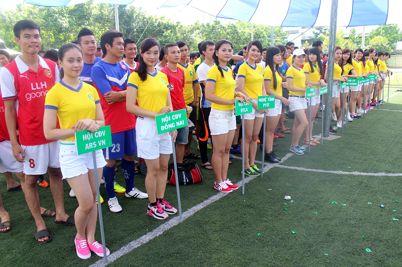 Đại diện các đội tham dự giải.