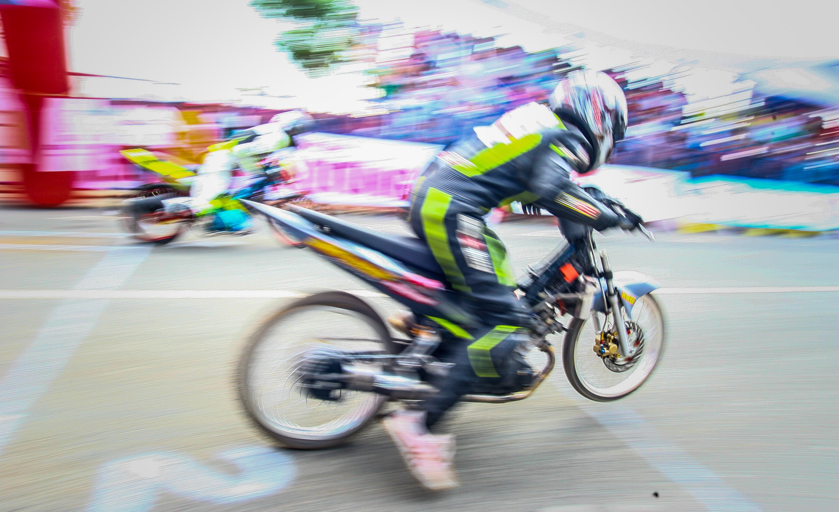 Với tất cả khâu chuẩn bị chu đáo từ phía đơn vị tổ chức, giải 400 m đường thẳng tại Long An đã kết thúc thành công, không có sự cố tai nạn đáng tiếc nào xảy ra và sẽ là tiền đề cho việc phát triển cho những giải 400m lần sau.