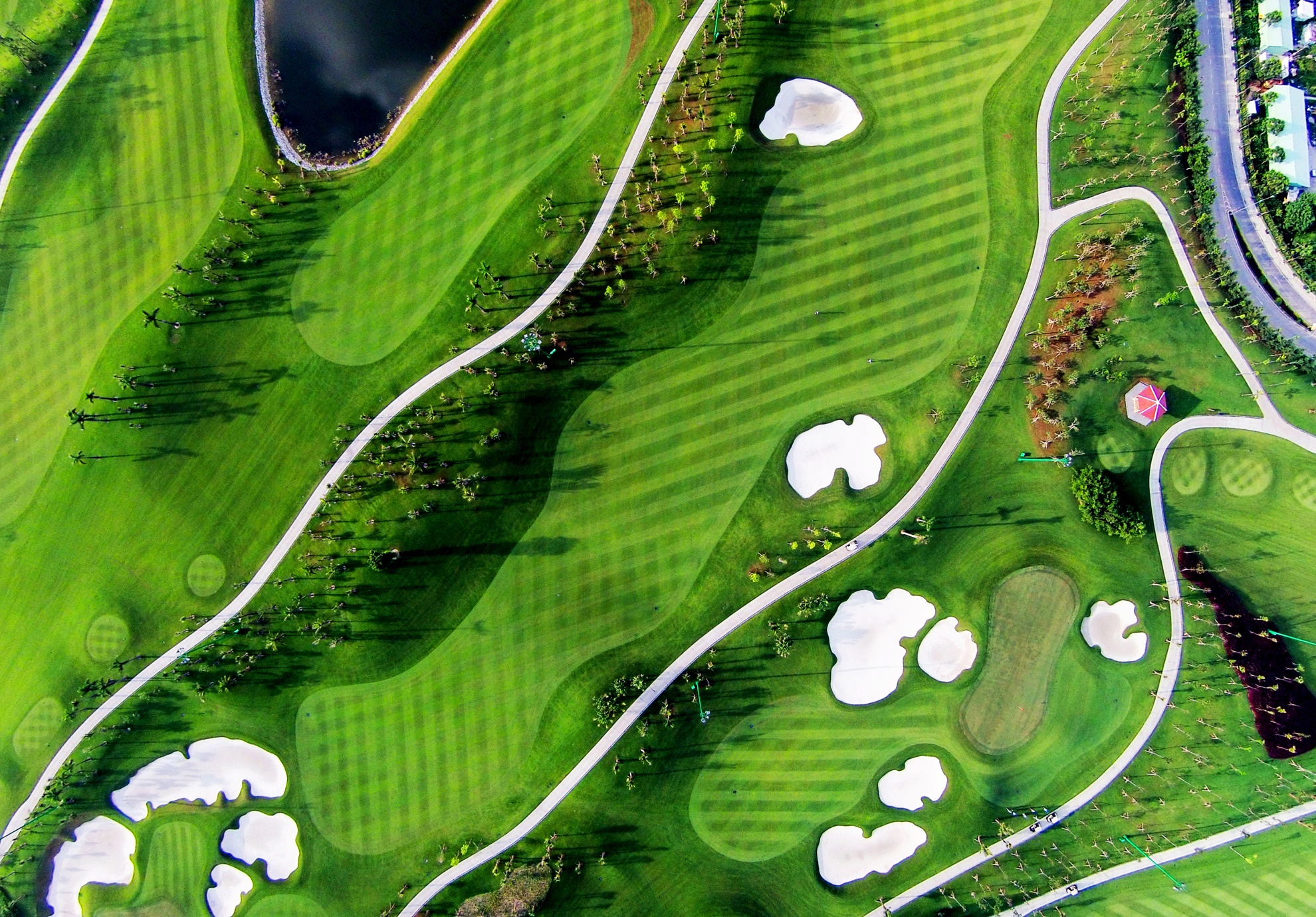 Đây là sân golf “mở” đầu tiên tại khu vực phía Bắc với tổng vốn đầu tư trên <abbr class=