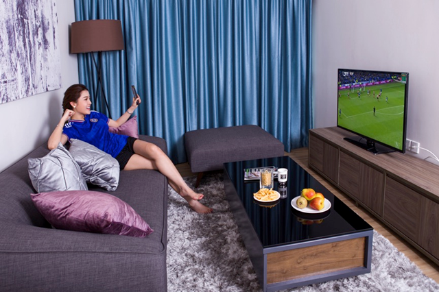 Huyền My hết sức hào hứng với sự trở lại của ngoại hạng Anh mùa này.