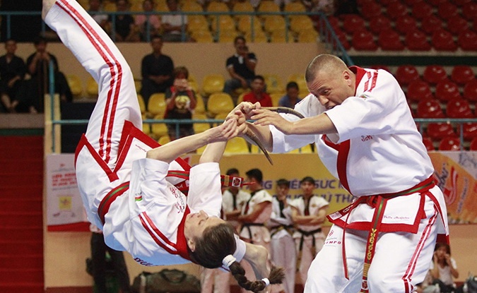 Bulkempo chinh phuc khan gia Viet voi vu khi 'mot khong hai' hinh anh
