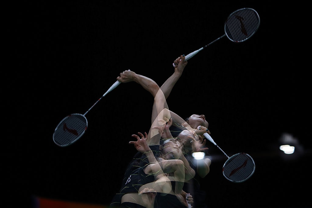 Ban gai Tien Minh thua chong vanh o tran ra quan Olympic hinh anh