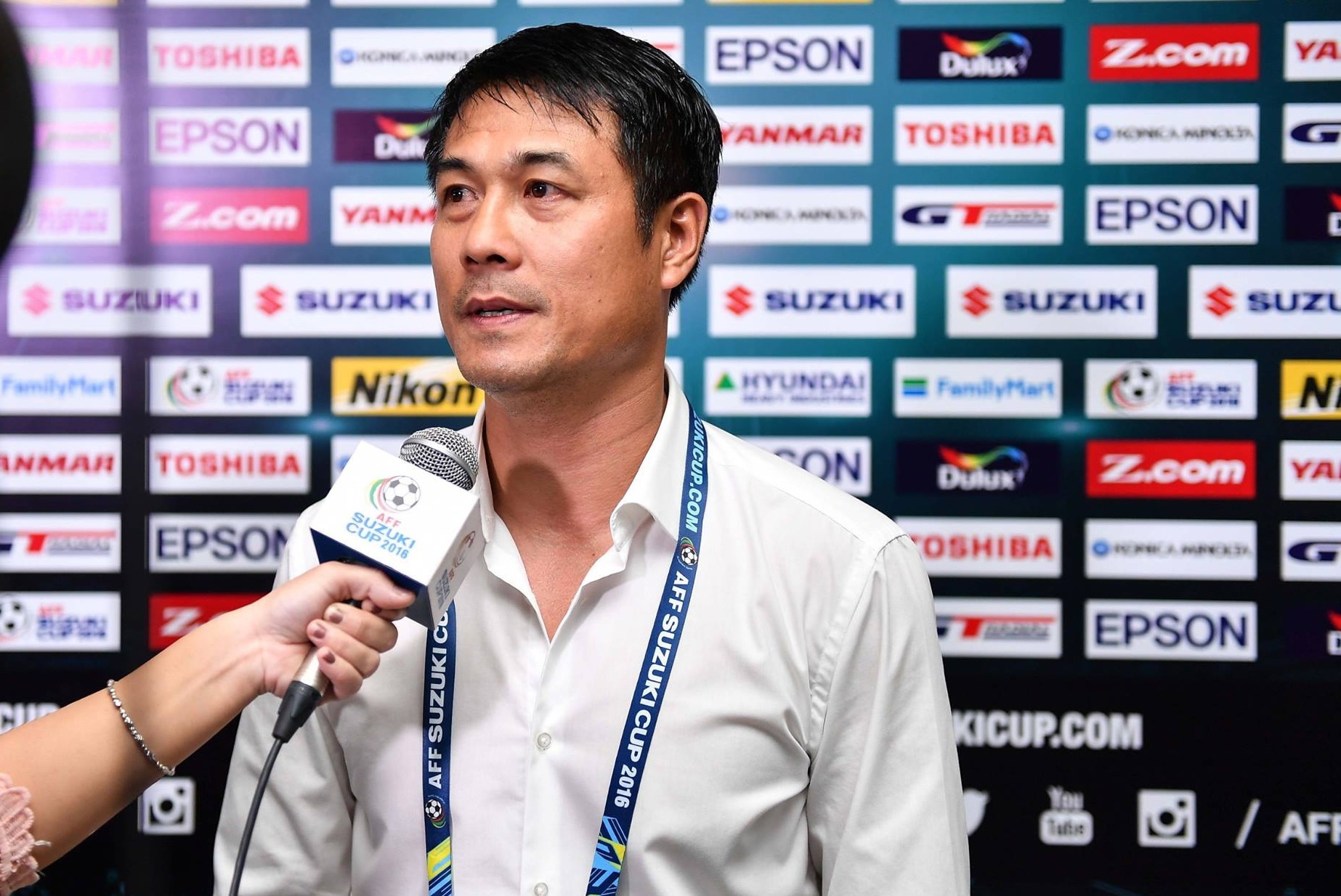 HLV Hữu Thắng trả lời họp báo ảnh 2 HLV Huu Thang tra loi hop bao anh 2