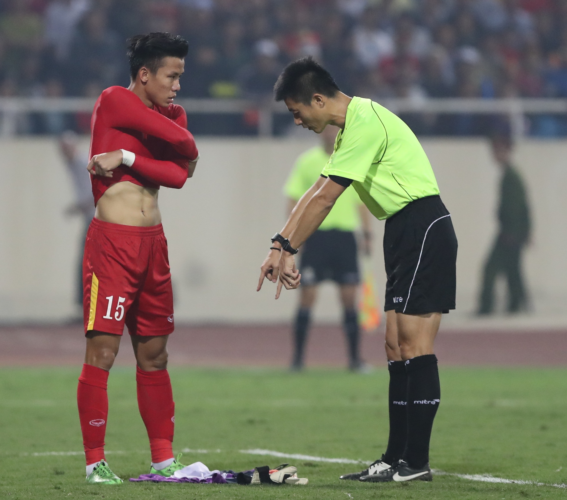 Ngoc Hai thay Nguyen Manh lam thu mon anh 8