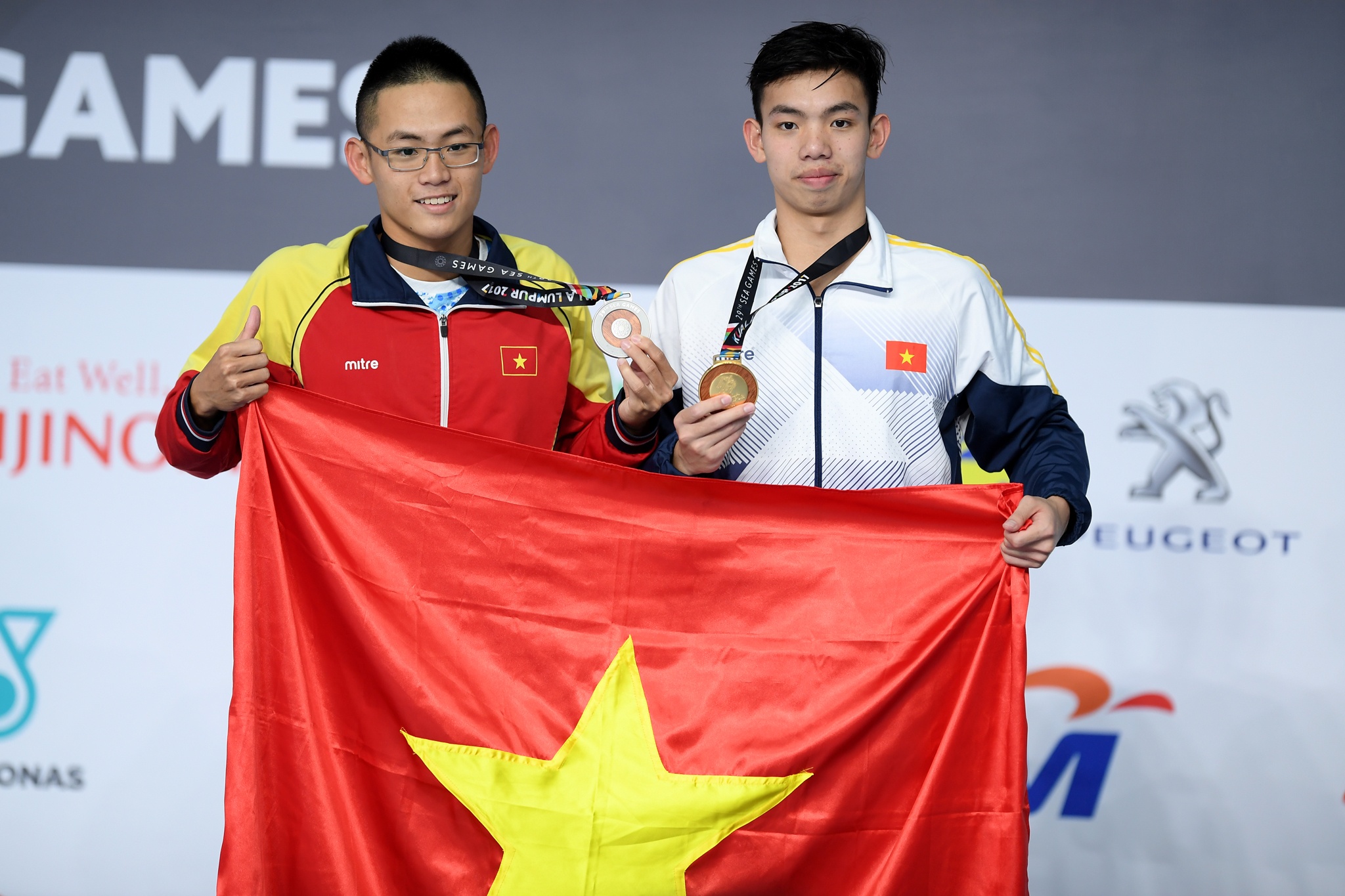 Huy Hoang va Anh Vien lien tiep gianh HCV,  pha ky luc SEA Games anh 7