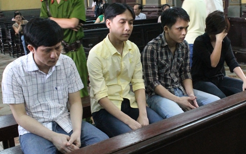 Lanh 33 nam tu vi 'chay' an hinh anh