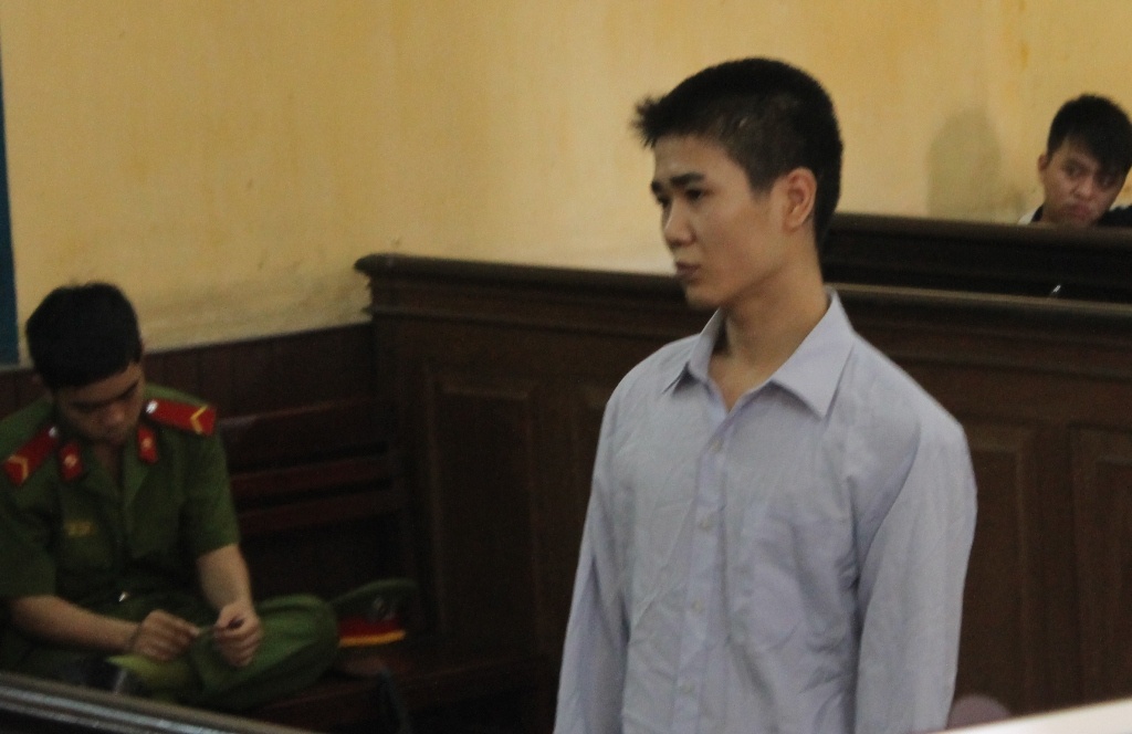 Xu giang ho no sung ban nguoi trong vu truong hinh anh