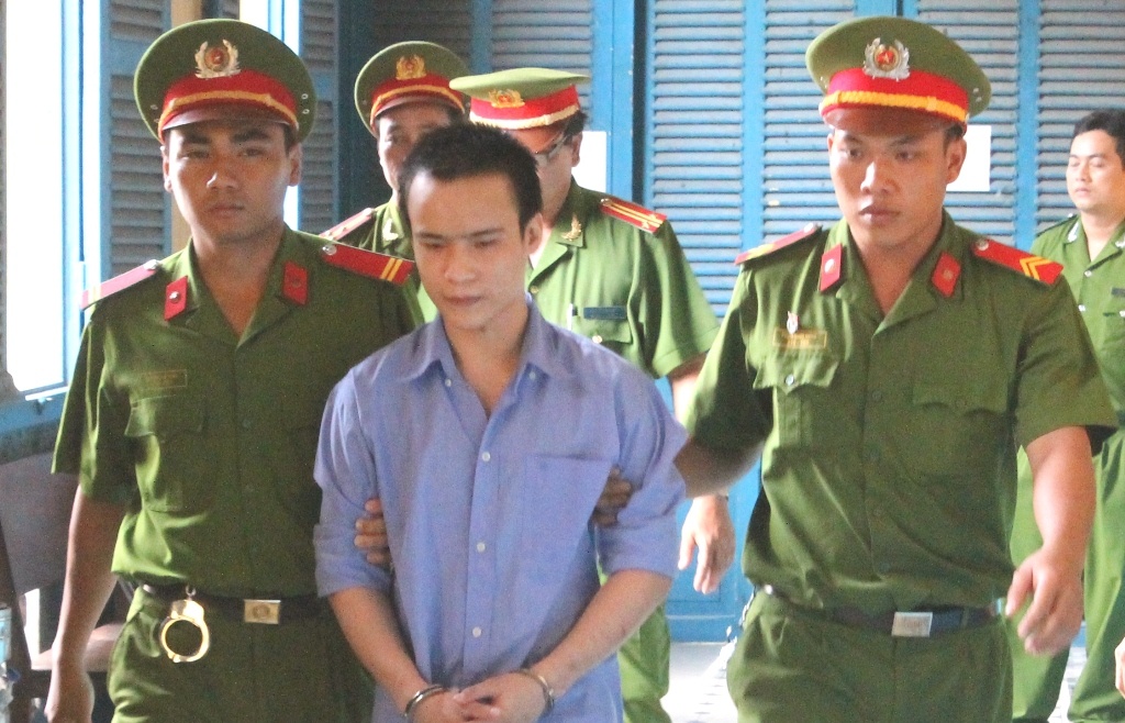 Nhung tham an rung dong chon phap dinh hinh anh