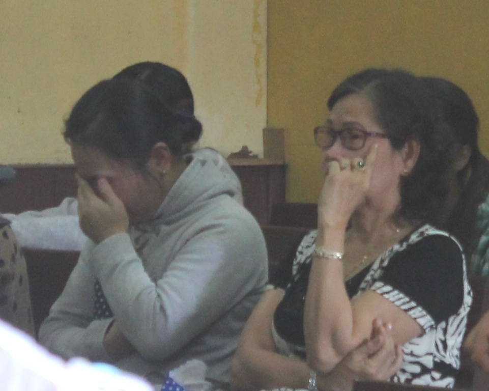 Con cuong ghen cua ga trai va noi dau 2 nguoi me mat con hinh anh