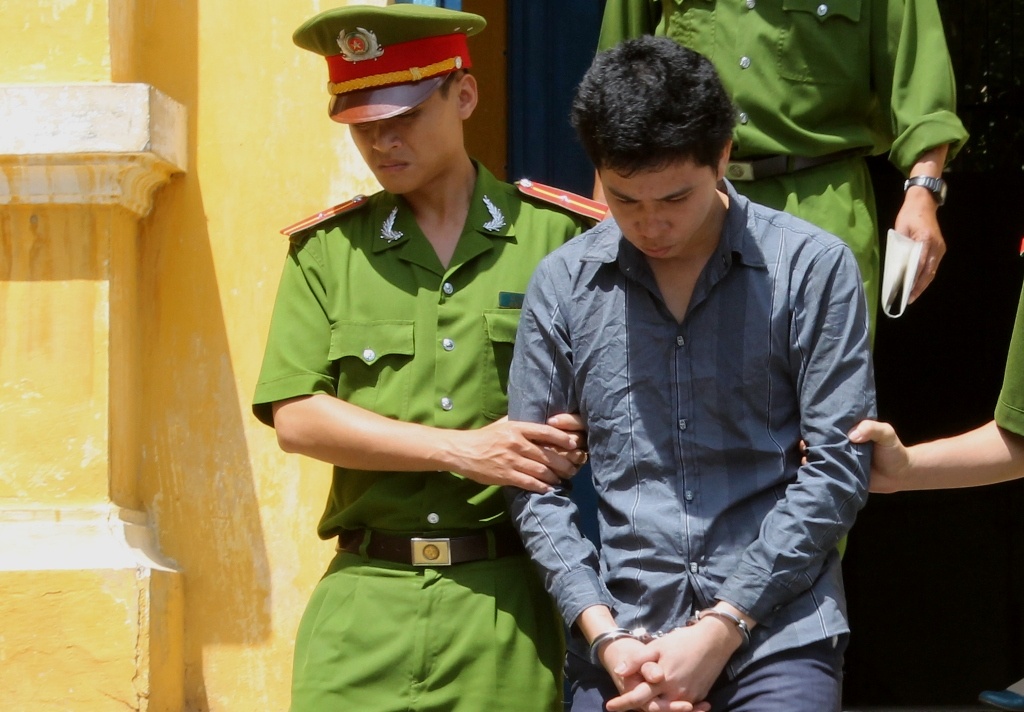 Chau gio tro voi thim roi danh chu vo hop so hinh anh