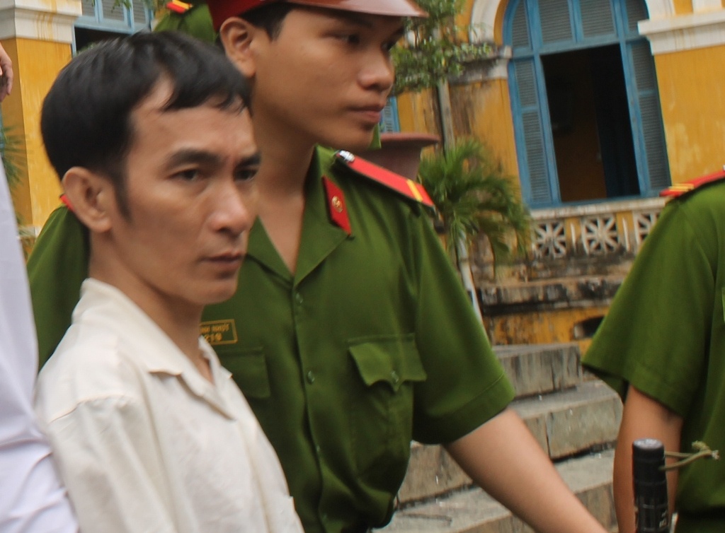 Anh giang ho na sung vao em ruot hinh anh