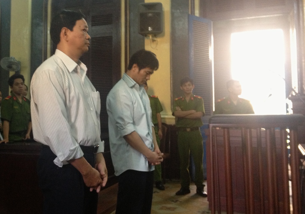 Nhap lau 158 nga voi tri gia tram ty dong hinh anh