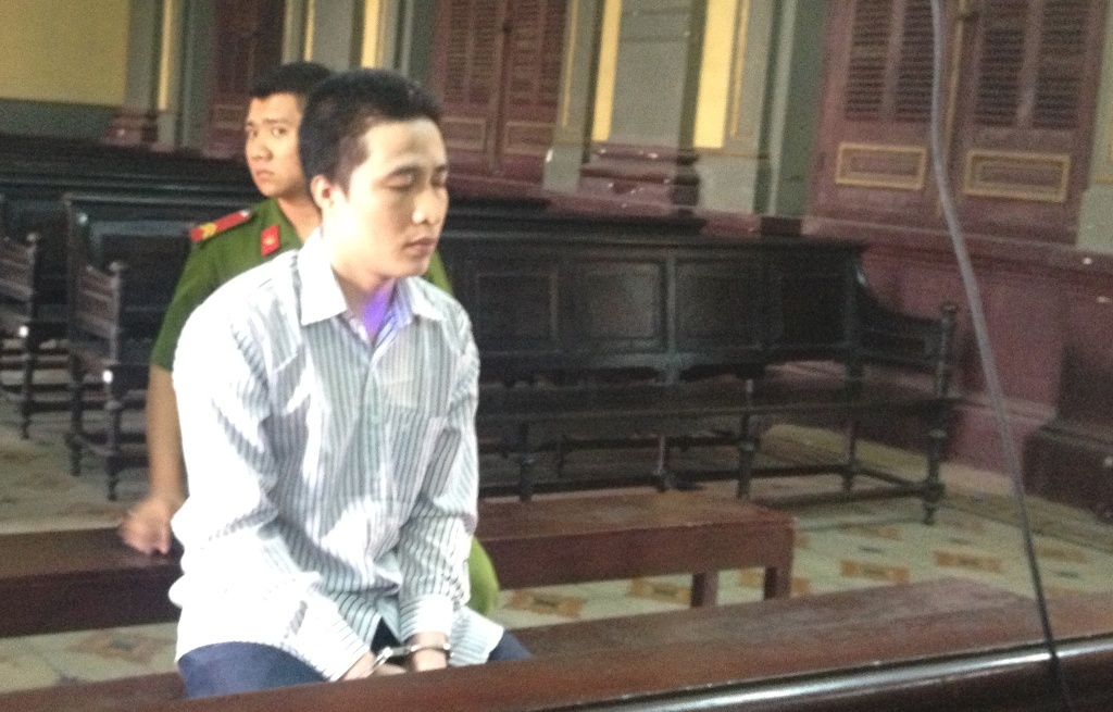 Sat hai vo cu dang mang thai roi tu sat hinh anh