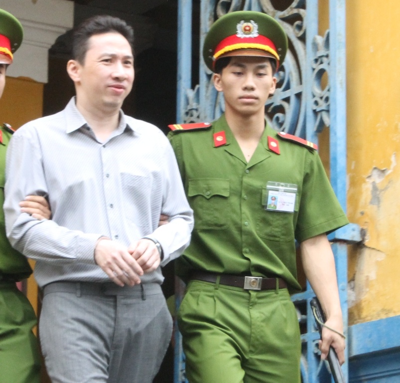 Dong pham cua 'sieu lua' Huyen Nhu keu oan hinh anh