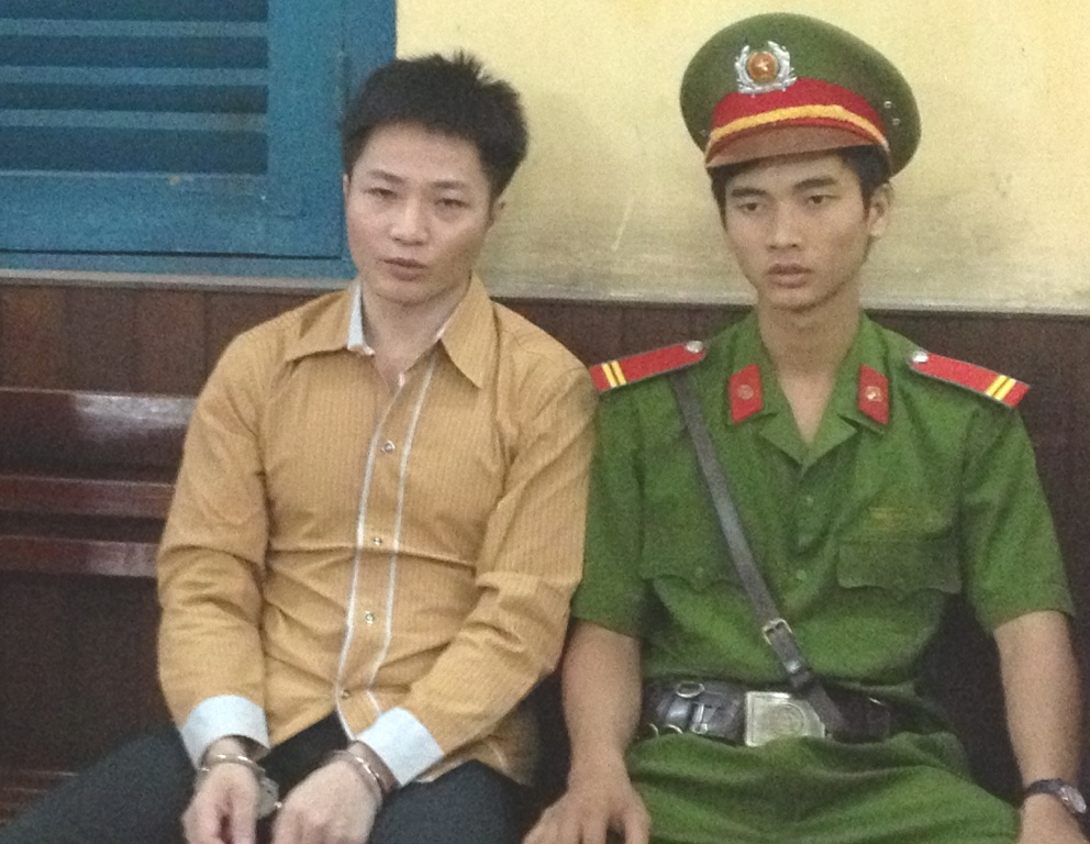 Bi tu hinh sau 9 nam tron lenh truy na hinh anh