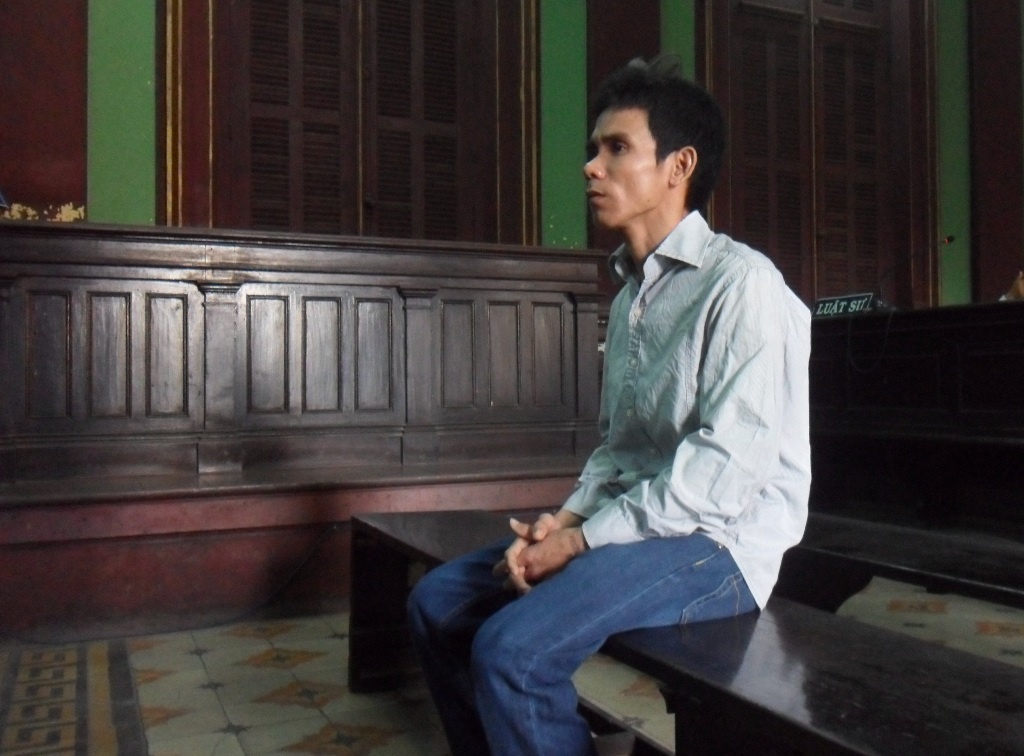 Dam vo trong thuong vi doi ly hon hinh anh