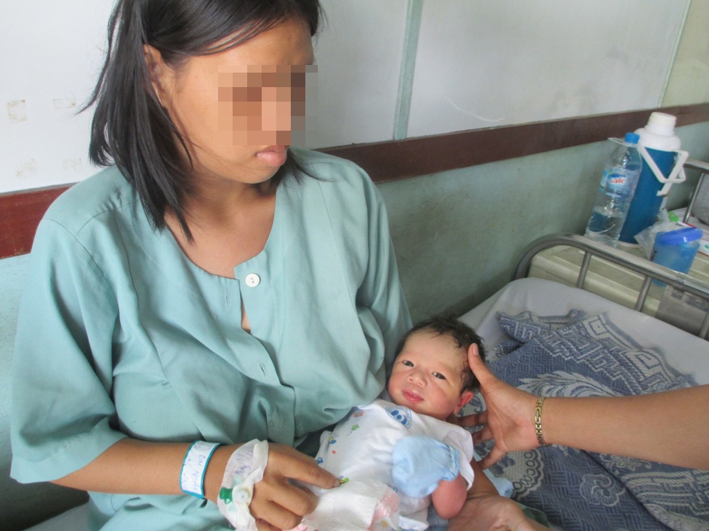 Loi ke cua san phu 9X de rot o ghe da cong vien Sai Gon hinh anh