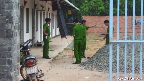 Giua khuya con do xong vao phong tro chem nguoi hinh anh