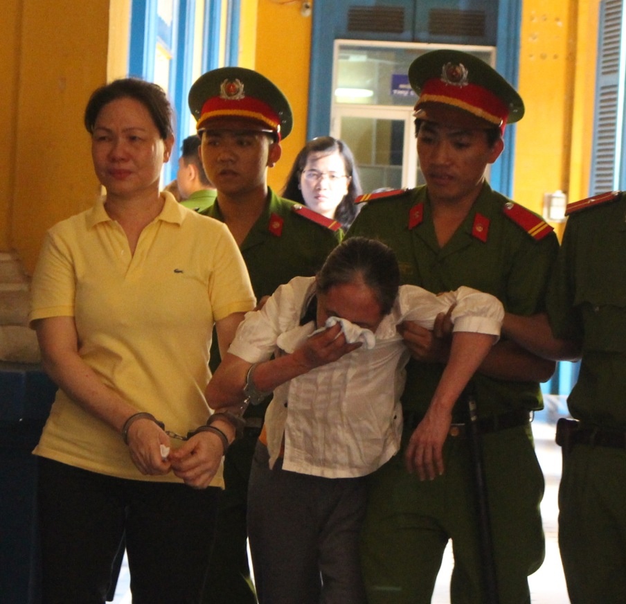 Thue nguoi dong gia chong de lua dao hinh anh