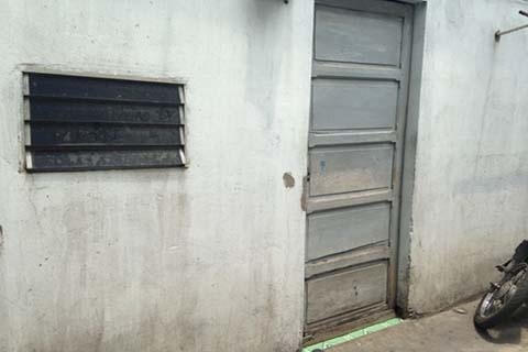 Loi khai cua thanh nien om xac ban gai ngu 1 ngay dem hinh anh